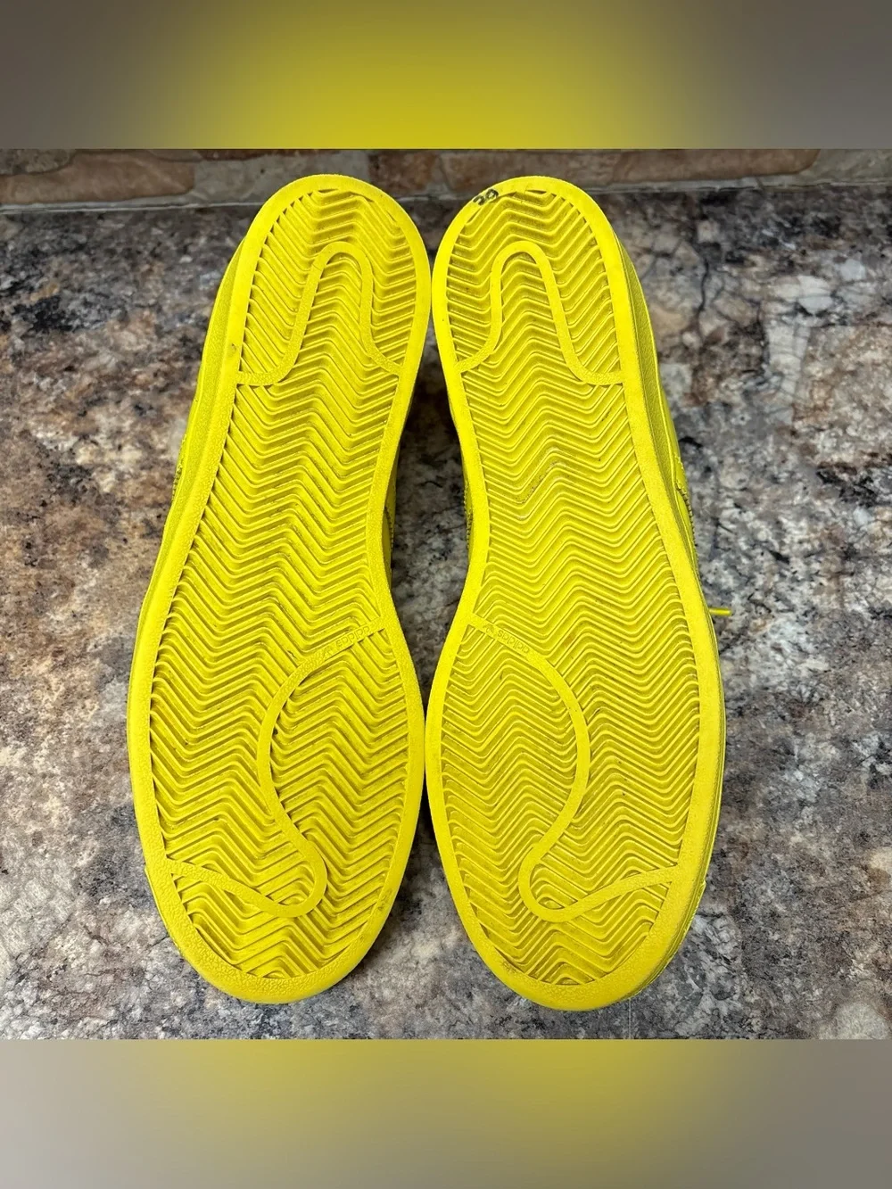 Adidas Originals x Pharrell Williams Superstar Supercolor Yellow Size 10